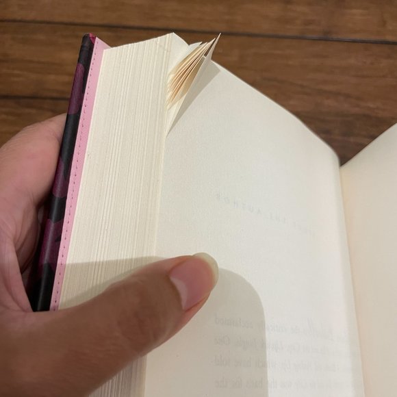 The Carrie Diaries Hardcover Book - Picture 6 of 6